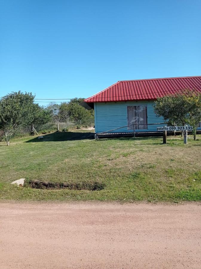 Palafito Apartamento Aguas Dulces Exterior foto
