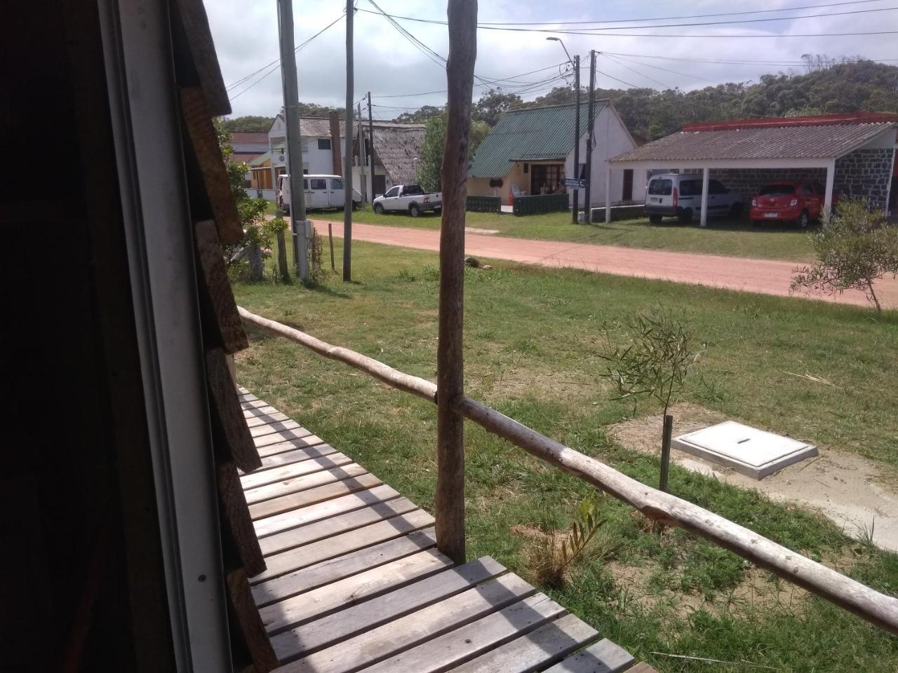 Palafito Apartamento Aguas Dulces Exterior foto
